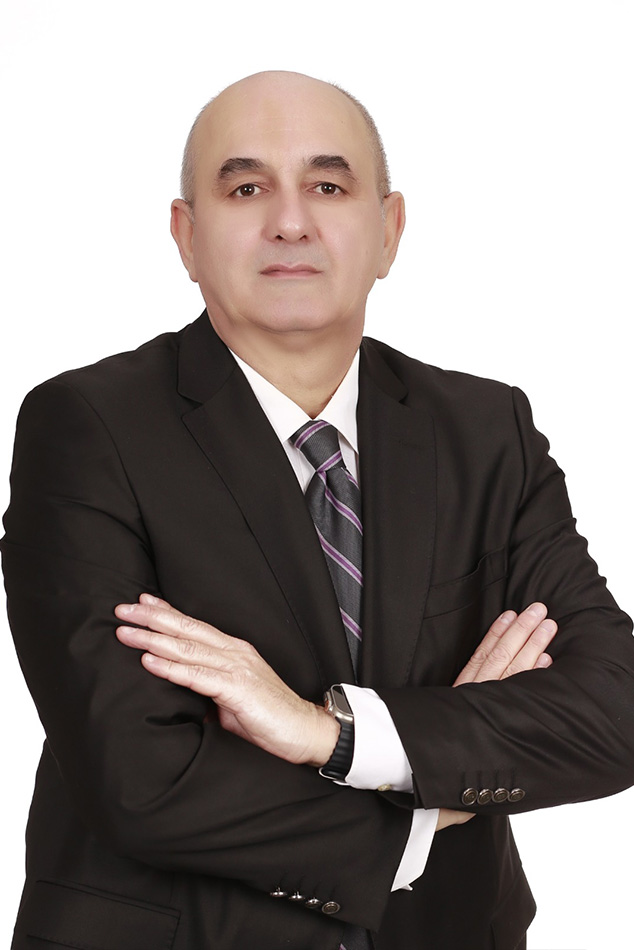 Zafer Özer